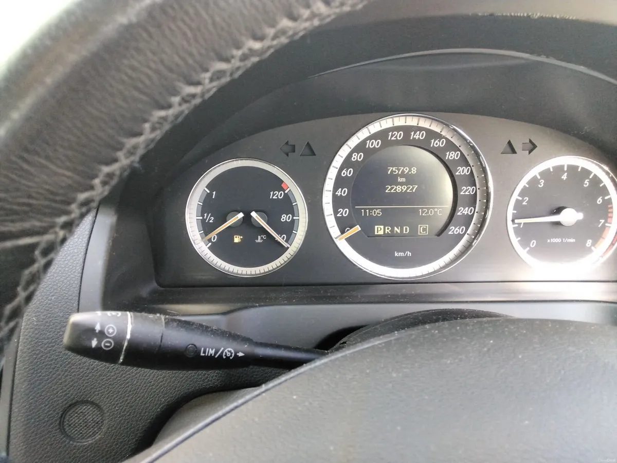 Mercedes-Benz C-Class 2008 - Image 4