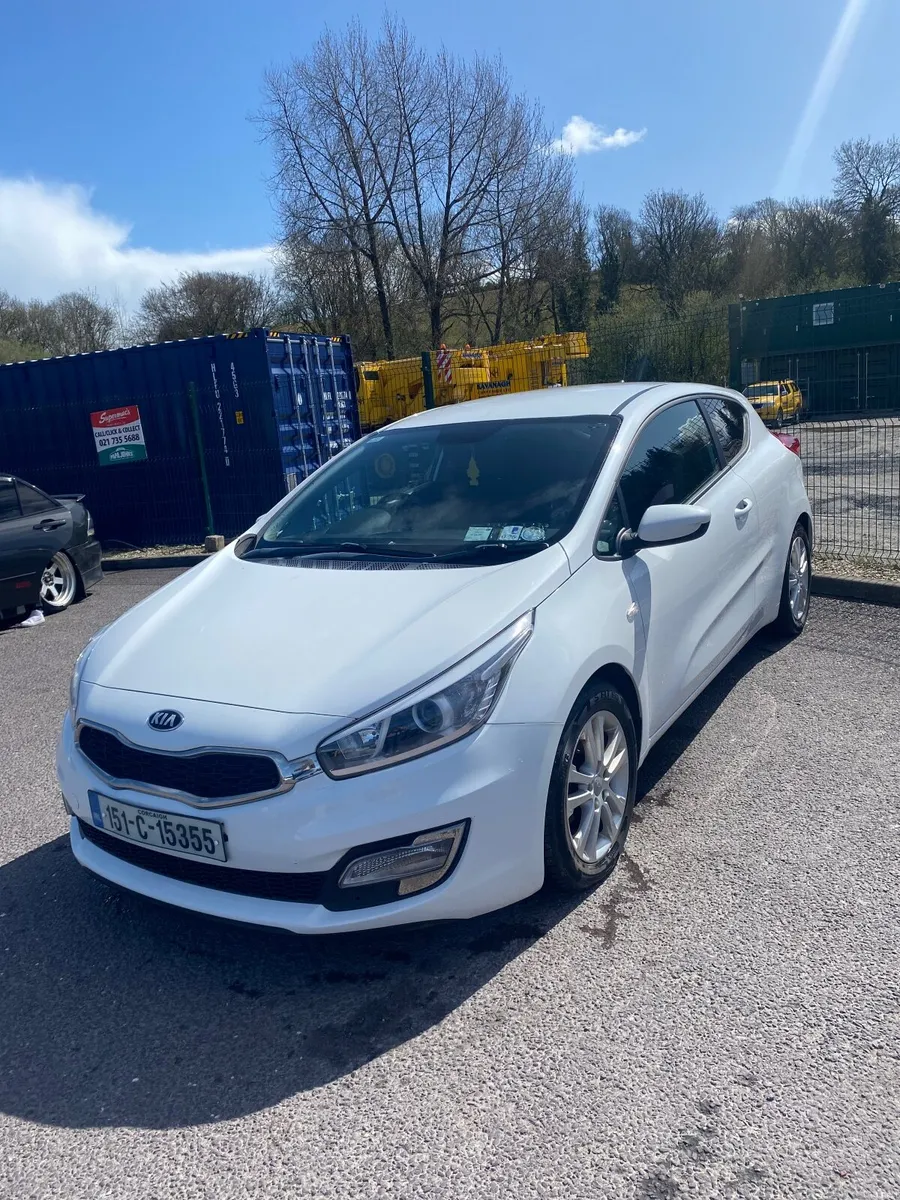 Kia Ceed 2015 - Image 1