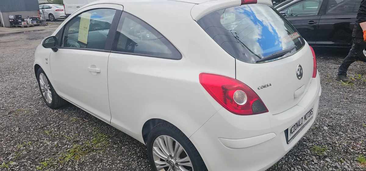 Vauxhall Corsa 2014 - Image 3