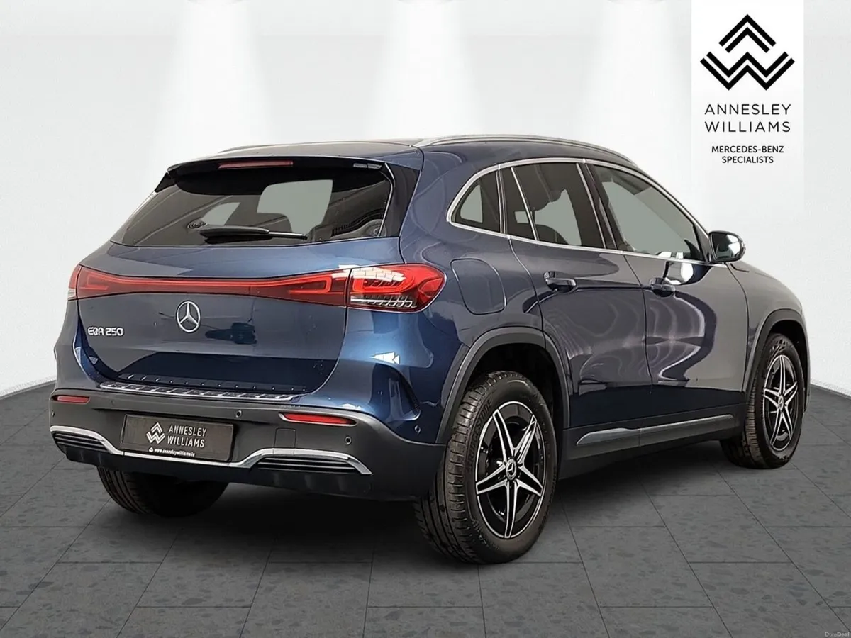 Mercedes-Benz EQA EQA 250 AMG Line - Image 6