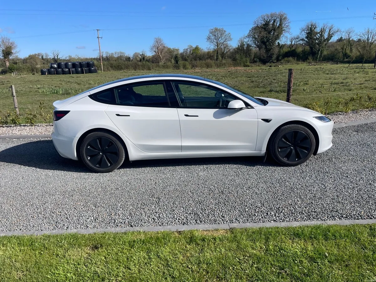 Tesla Model 3 2025 - Image 1