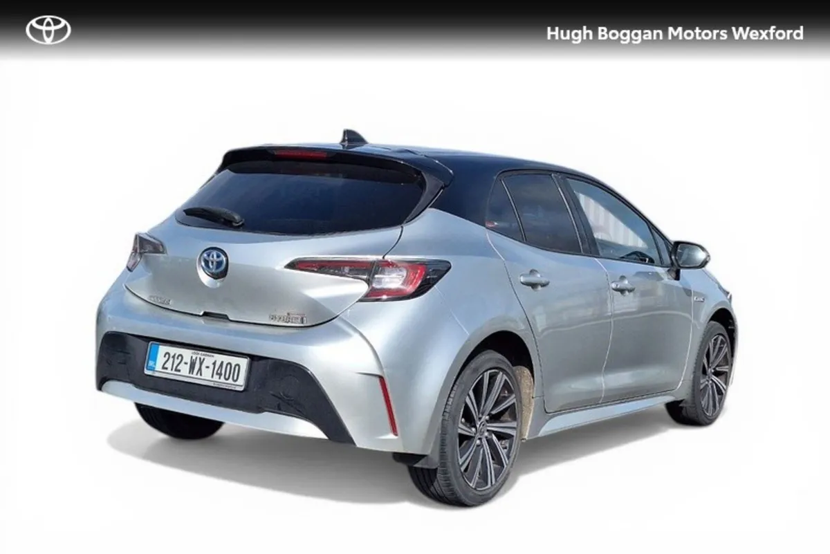 Toyota Corolla COROLLA HYBRID L/SPORT HB - Image 2
