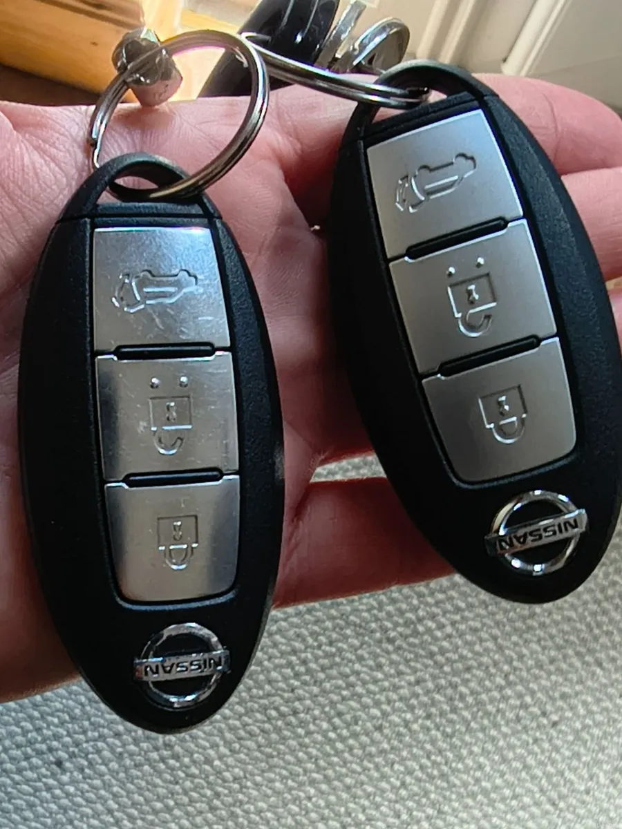 Nissan X-Trail 2018 2.0 SVE 4X4 7 SEAT TAN LS - Image 4