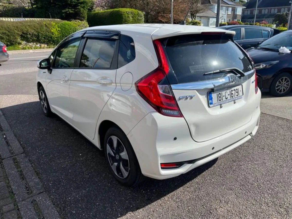 Honda Fit Daa-gp5 Hybrid 5DR Auto - Image 3
