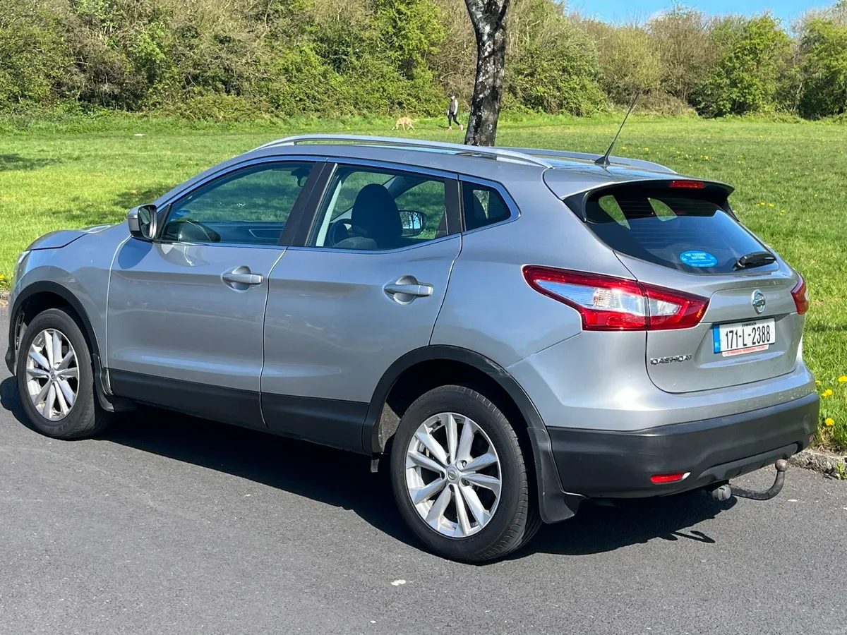 2017 Qashqai, 180km, 1 Owner, Service History main - Image 3