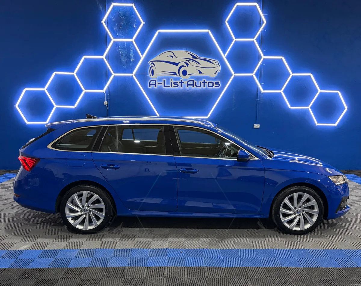 Skoda Octavia 2.0TDI Combi Style/FINANCE AVAILABLE - Image 2