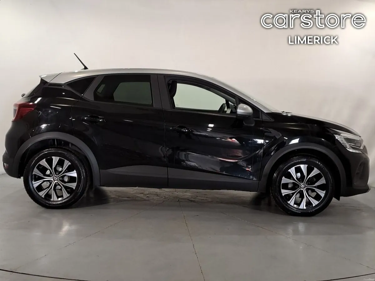 Renault Captur TCe 140 Auto Evolution - Image 2
