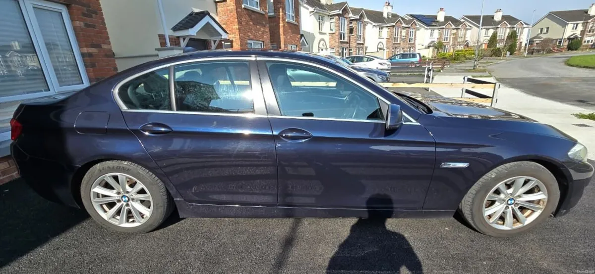 BMW 5-Series 2012 - Image 3