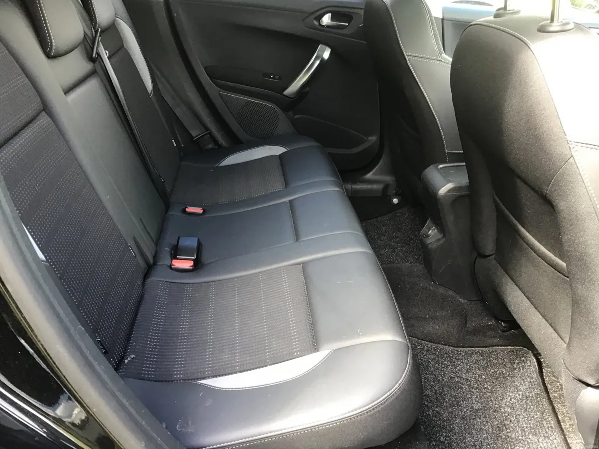 Peugeot 2008 2018 - Image 4