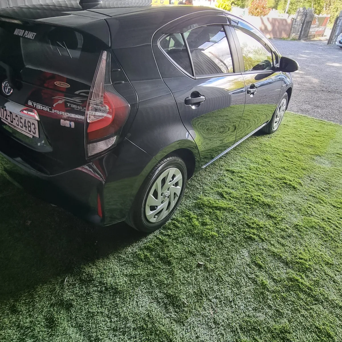 Toyota Aqua 2017Automatic - Image 4