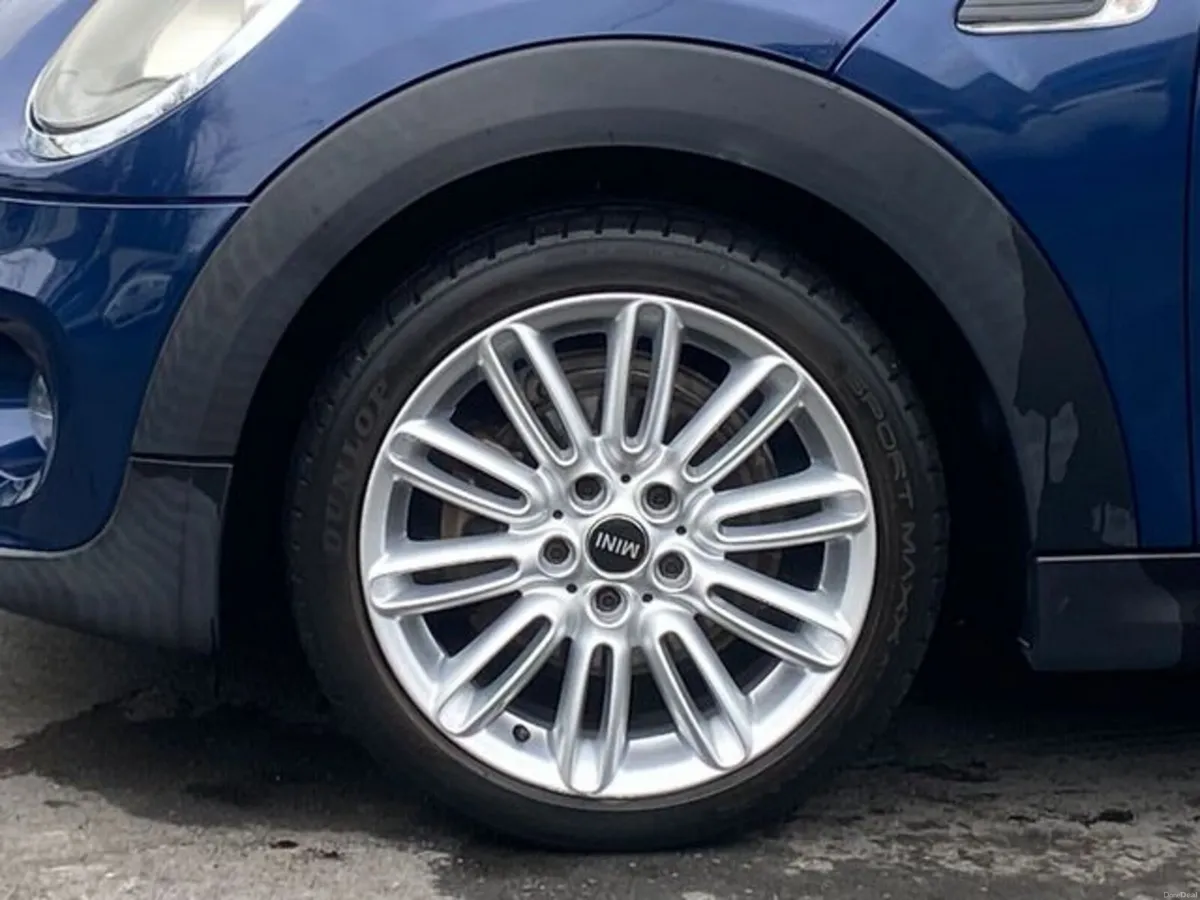 Mini Cooper Auto / Tiny Mileage - Image 4