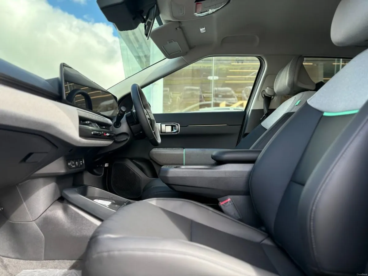 Kia EV4 Fastback Earth 3 ( Range 612 km ) 0% Finan - Image 2