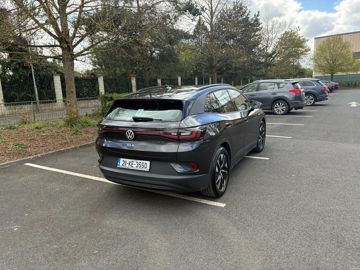 Volkswagen ID4 electric - Image 4