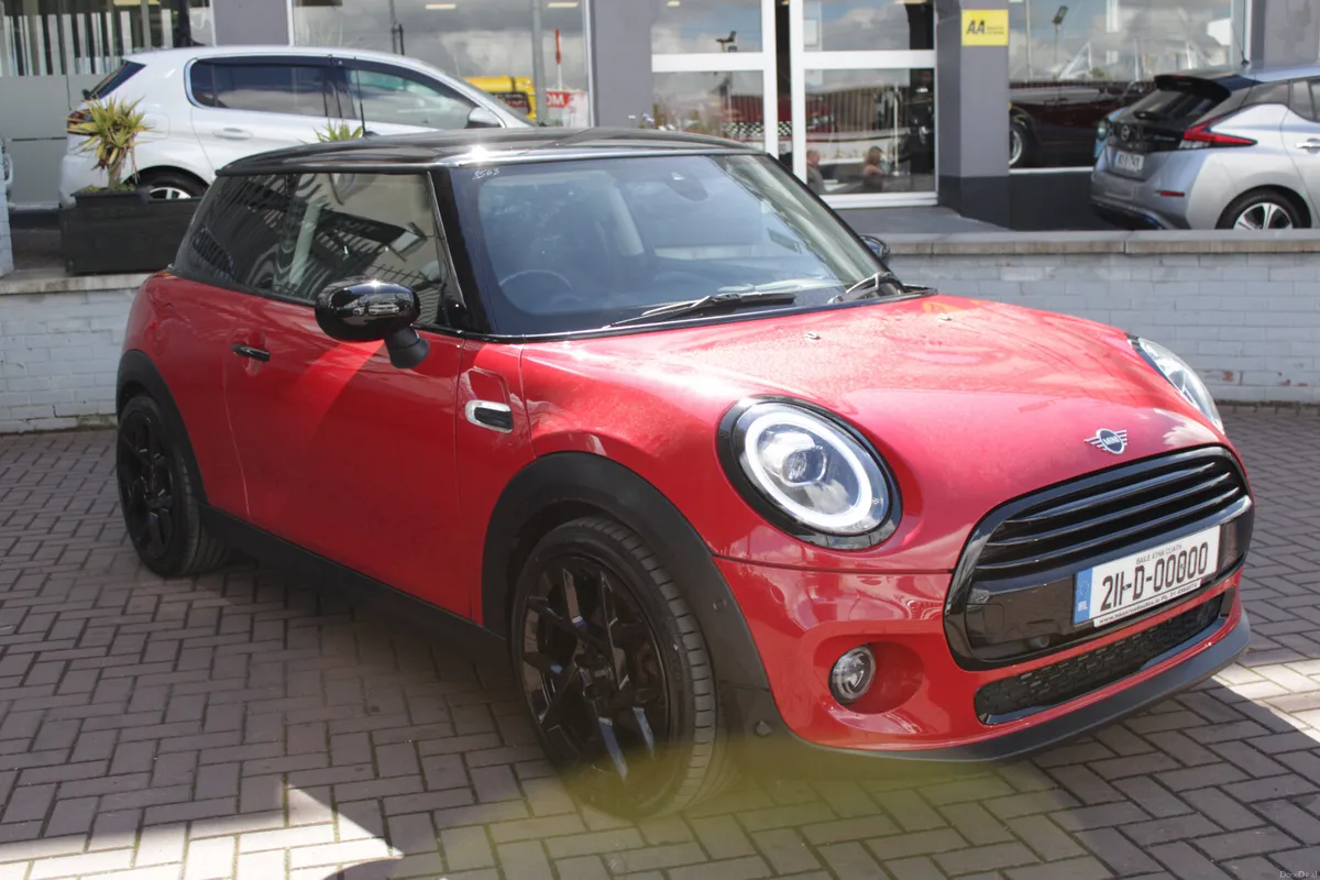 MINI COOPER 1.5D 3DR SPORT  STUNNING LOOKING CAR - Image 2