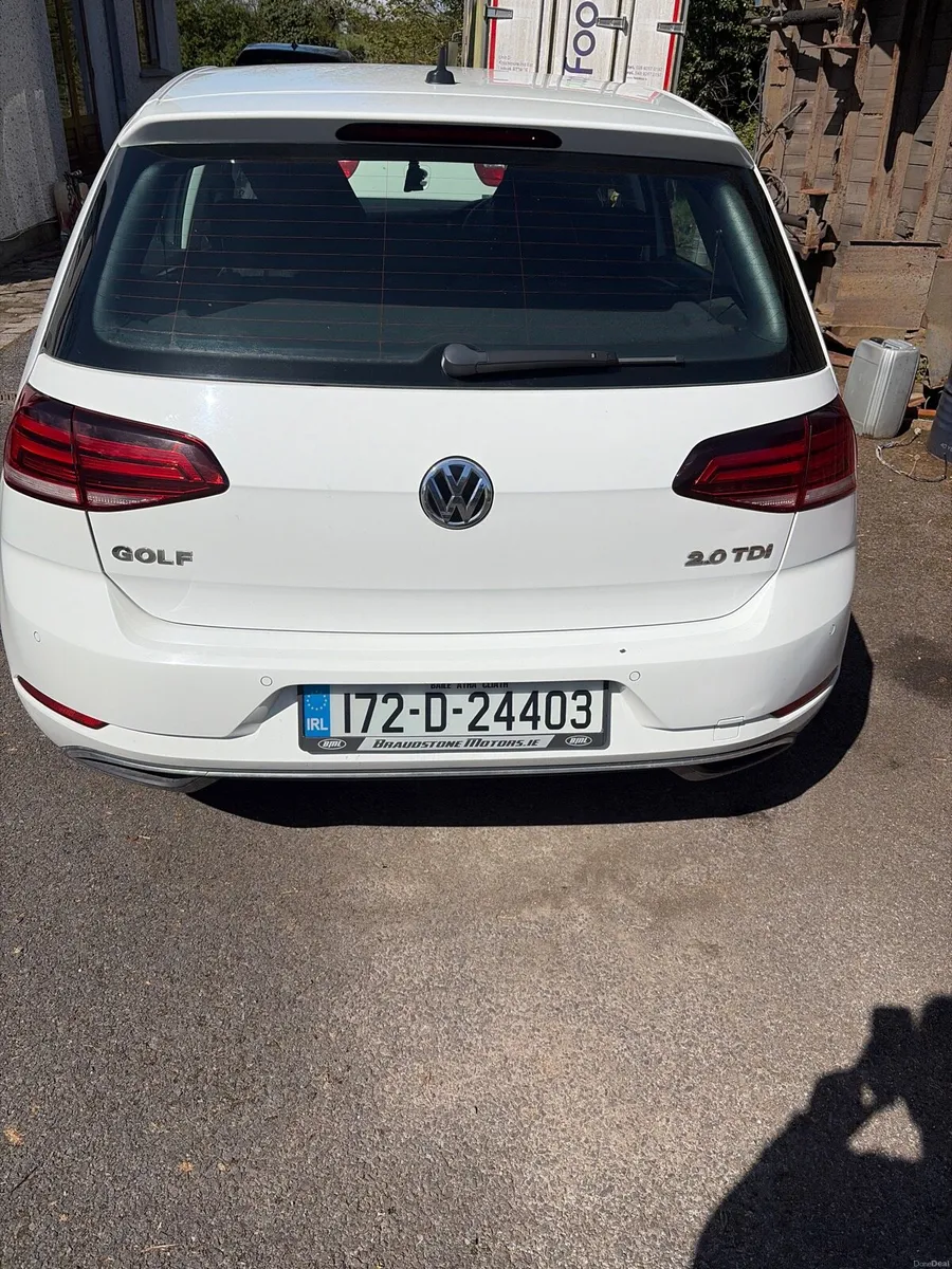 2017 Volkswagen Golf - Image 3