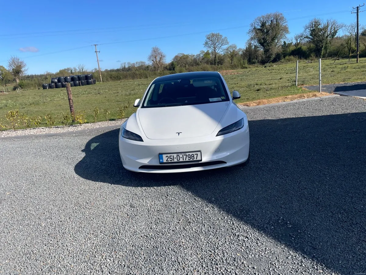 Tesla Model 3 2025 - Image 4