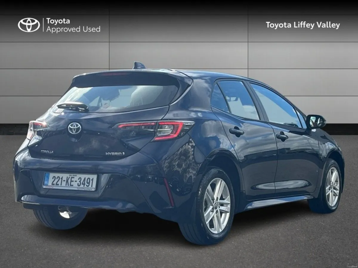 Toyota Corolla COROLLA LUNA 5Dr H/B - Image 2