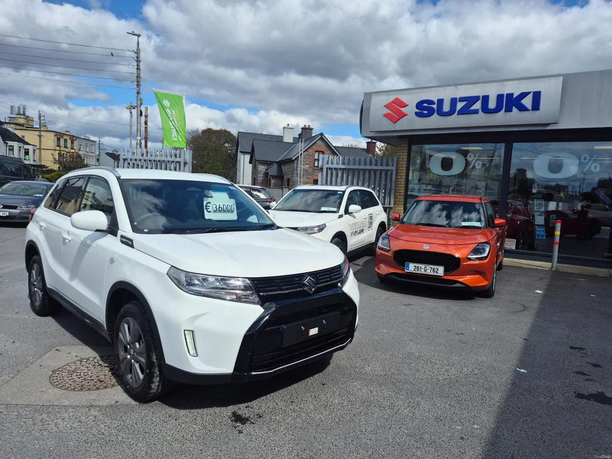Suzuki Vitara 1.4 Motion Automatic - Image 2