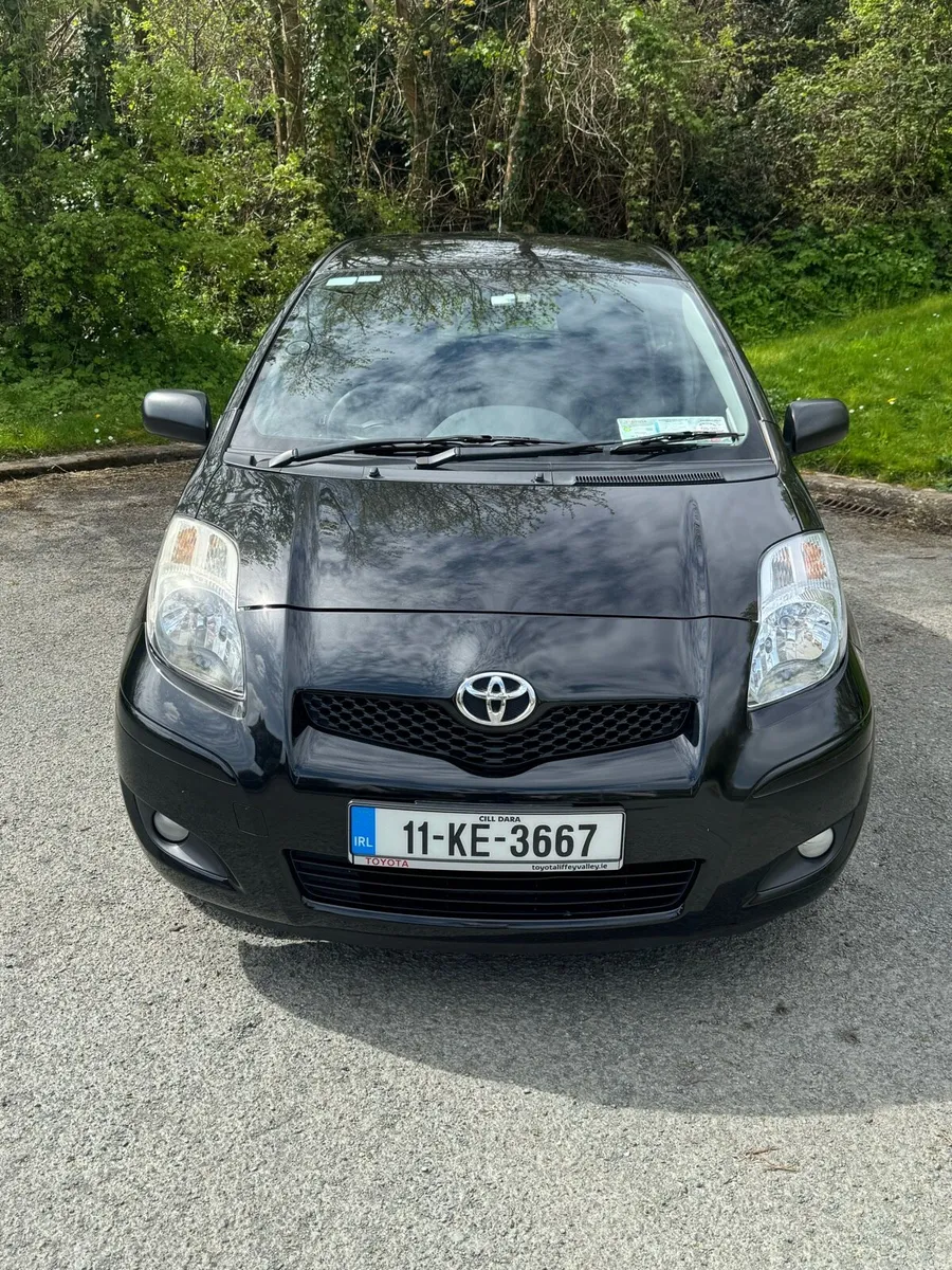 Toyota Yaris Sport 5dr-Low KM- Apple/Andr CarPlay - Image 2