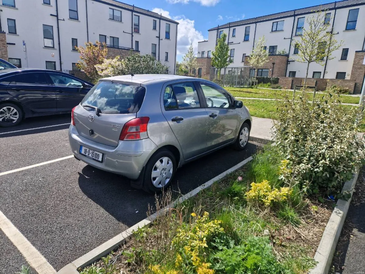 2010 Toyota yaris 1.0 nct nct tax €2,000 - Image 4