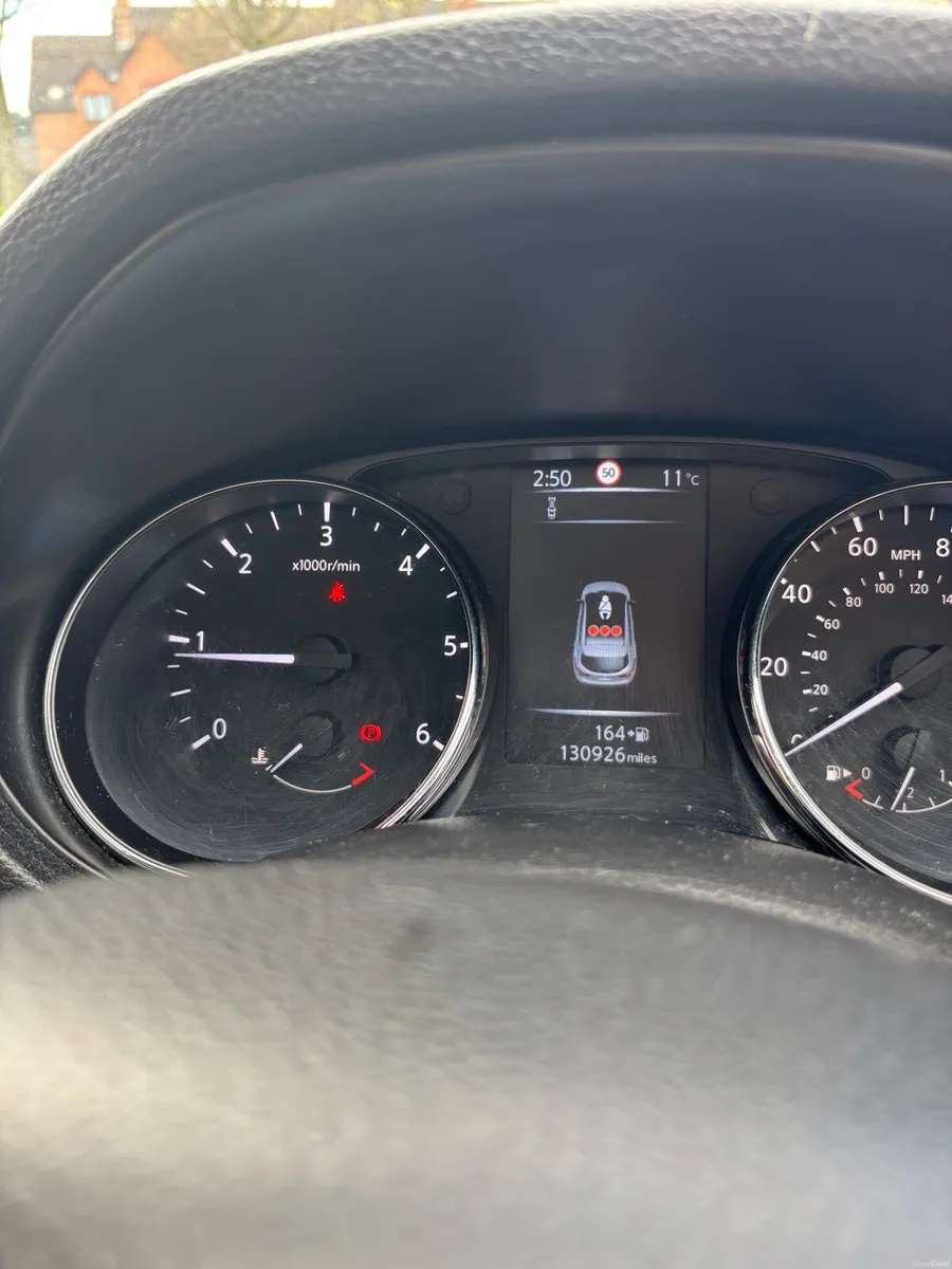 Nissan Qashqai 2015 - Image 3