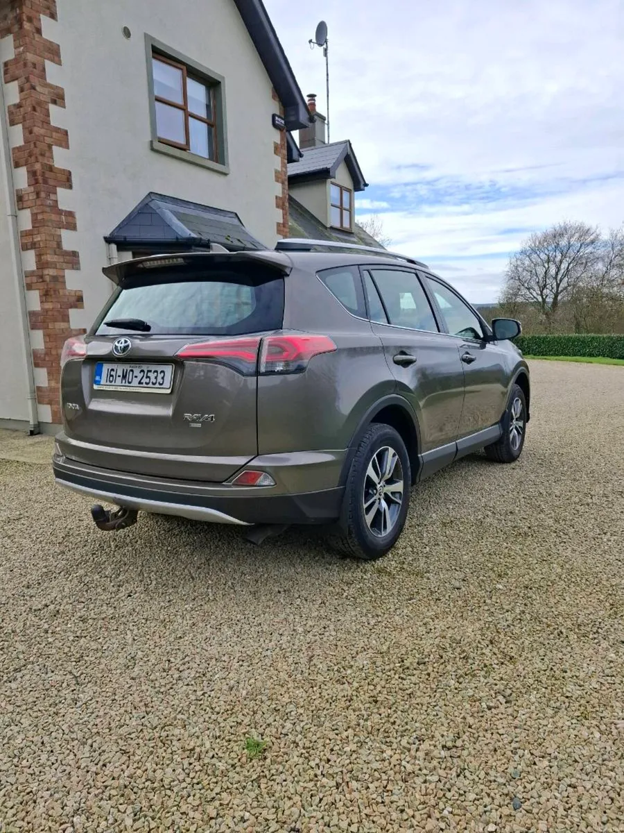 Toyota Rav 4 D4D Luna - Image 3