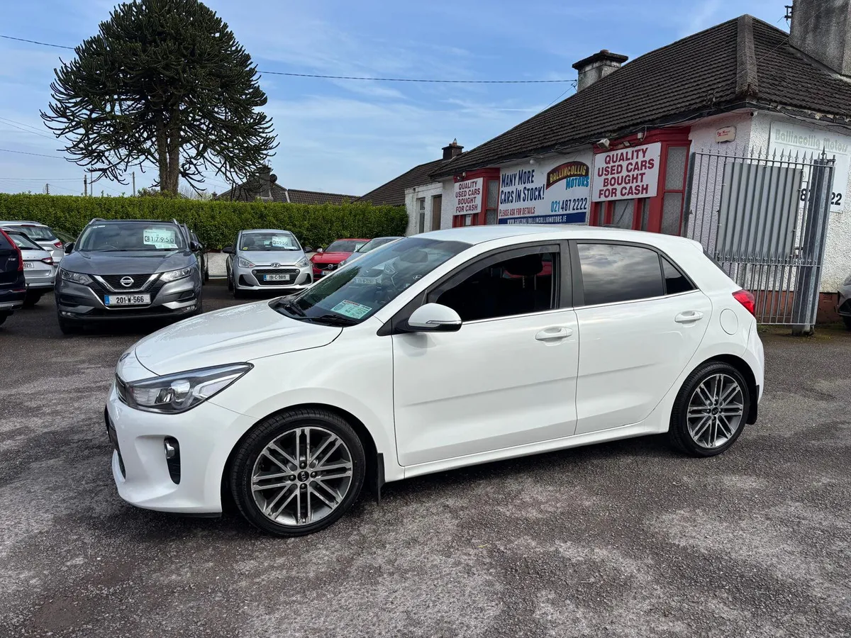 Kia Rio 2017  PETROL  PLATINUM  SPEC - Image 2