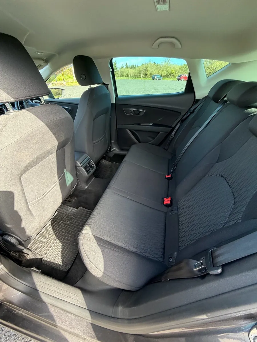 Seat Leon 1.6 SE Diesel - Image 3