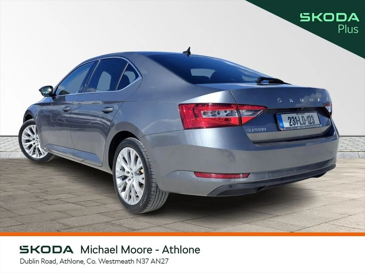 Skoda Superb Style 2.0TDI 150BHP - Image 3