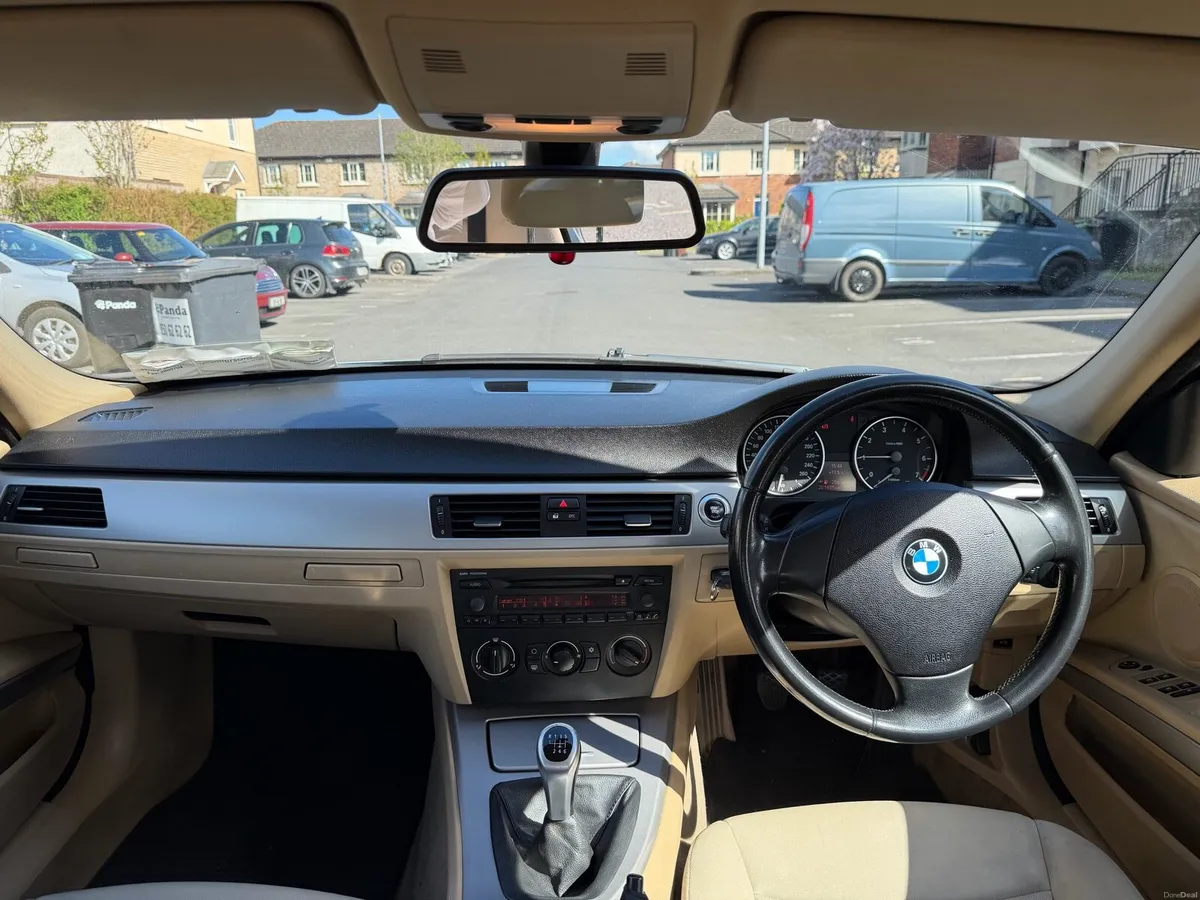 BMW 3  1.6 Petrol  Tax 03.27 - Image 3