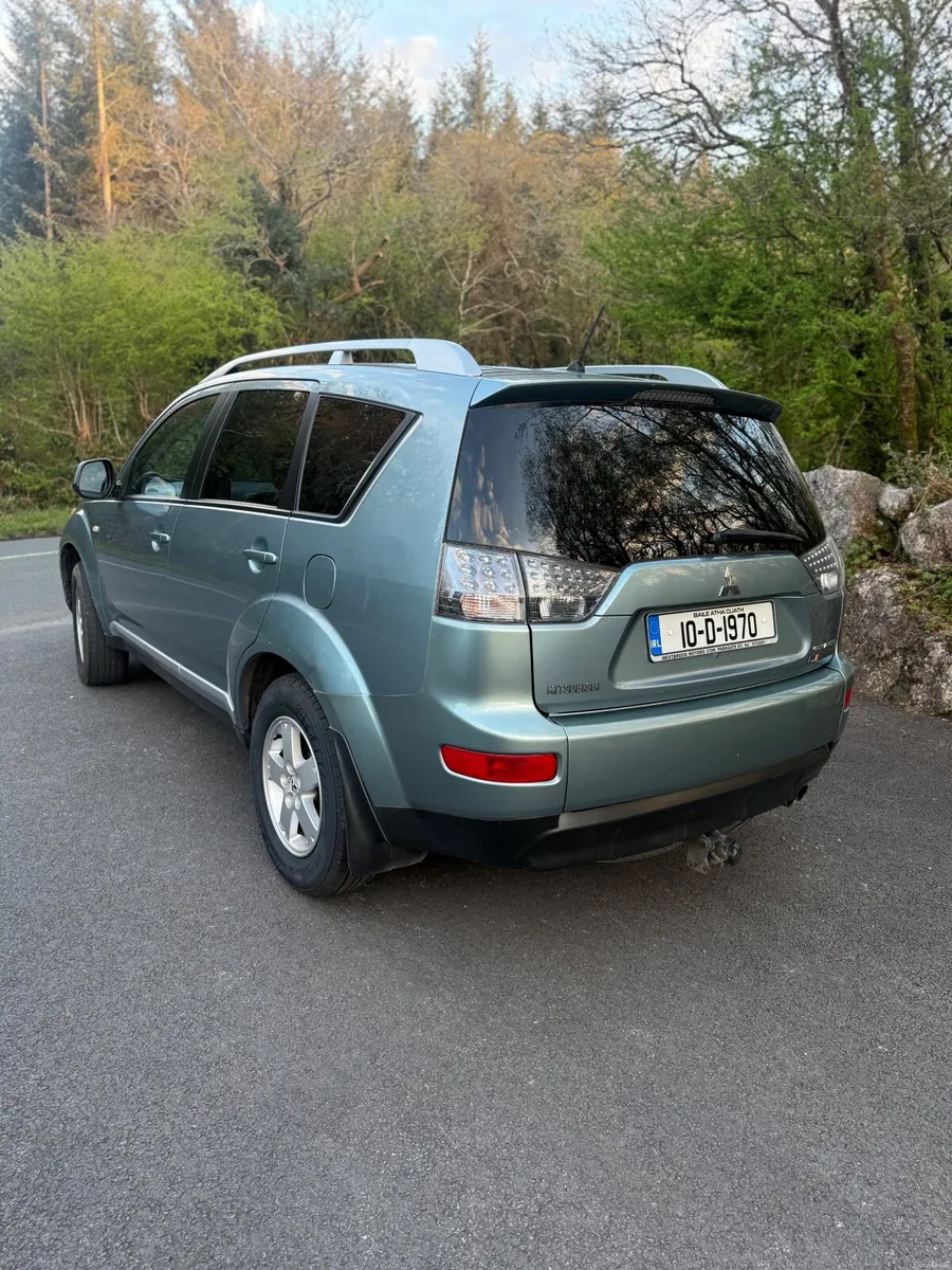 Mitsubishi Outlander 2010 - Image 4