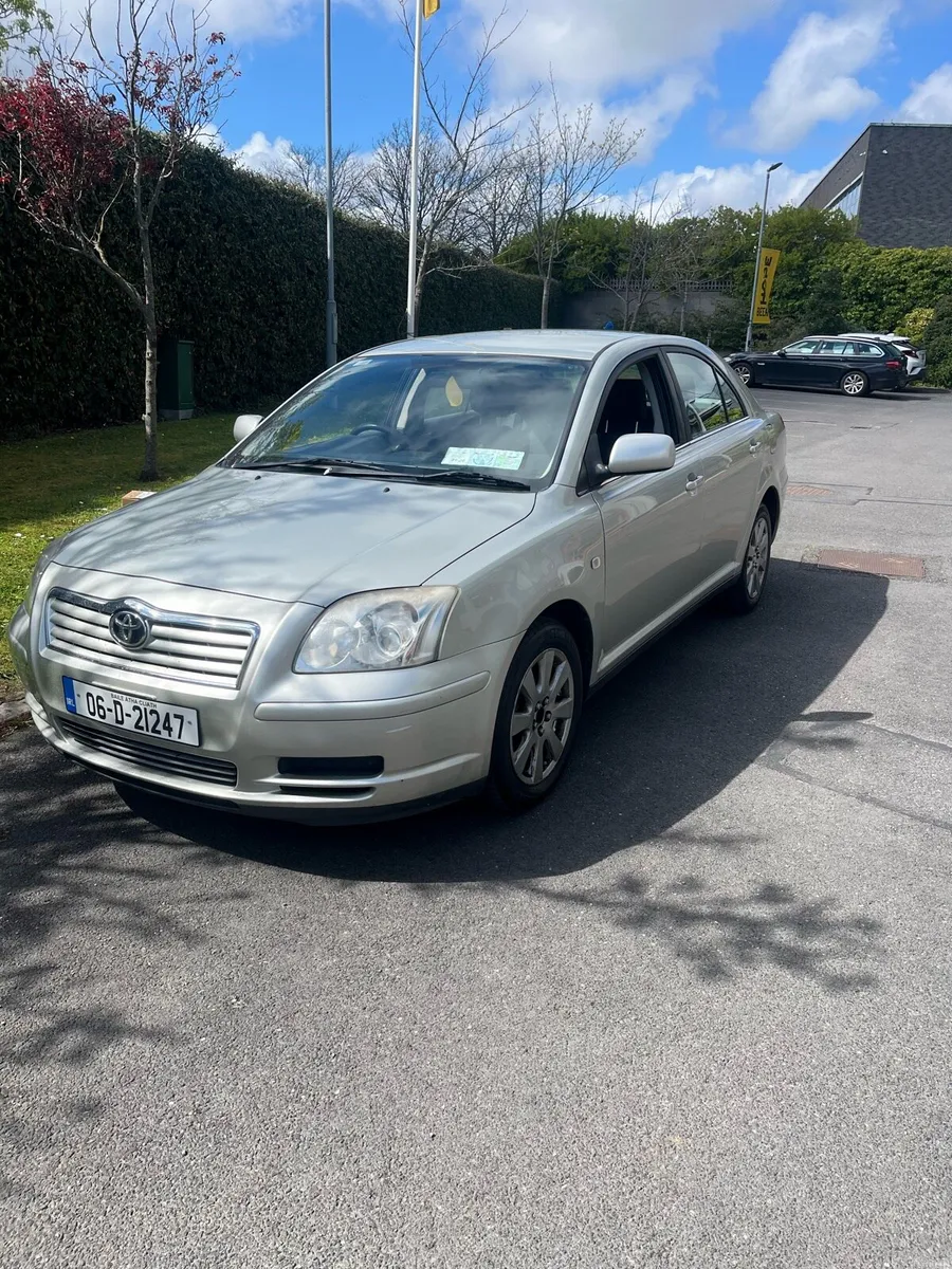 1.6 Petrol avensis - Image 1