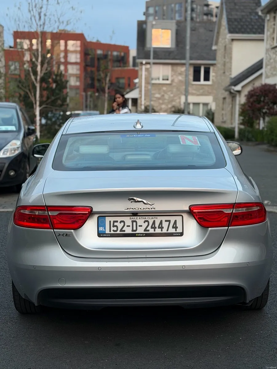Jaguar XE - Image 2
