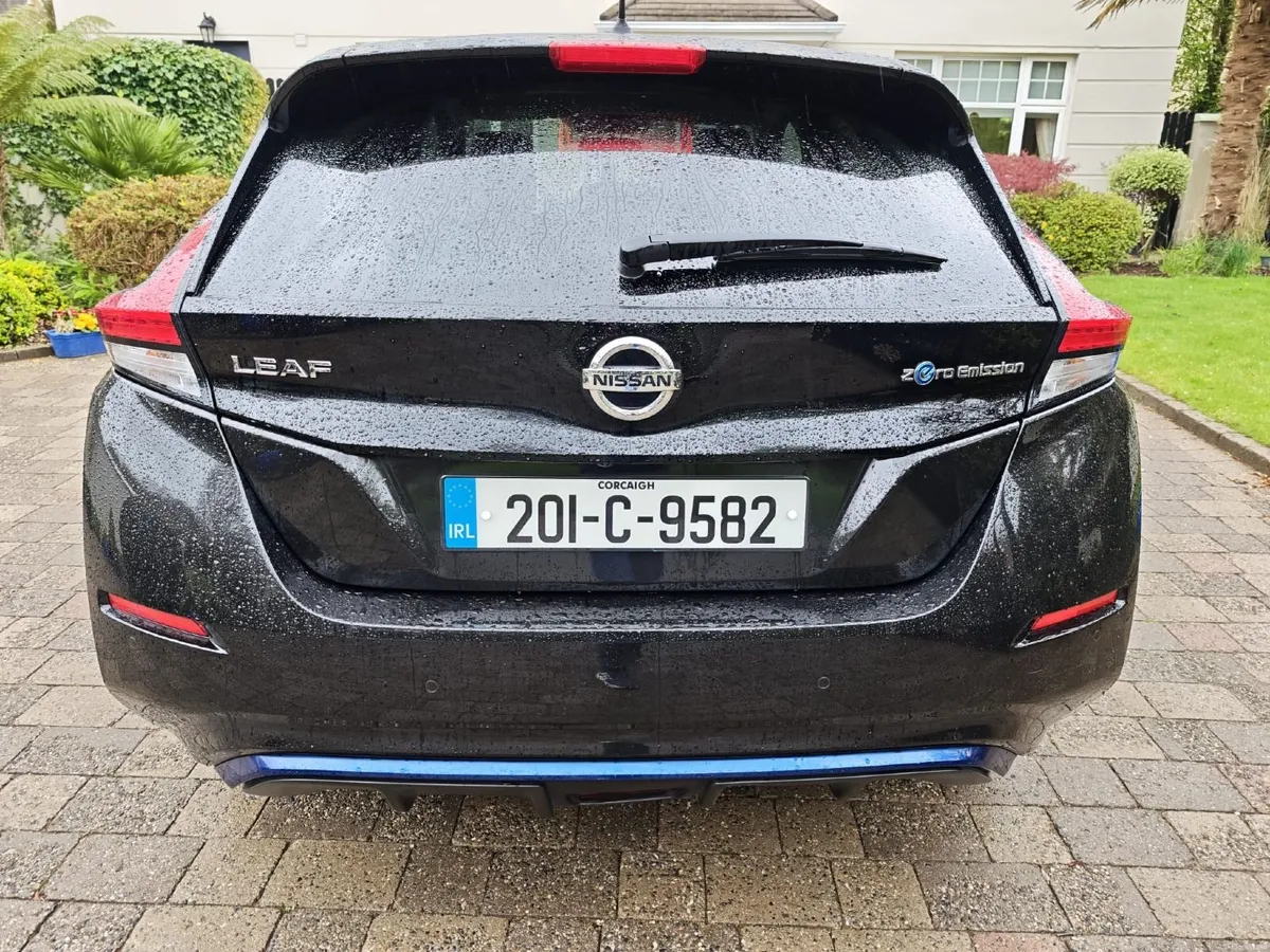 2020 Nissan Leaf 40kWh HiSpec, drive 300km for €6 - Image 4