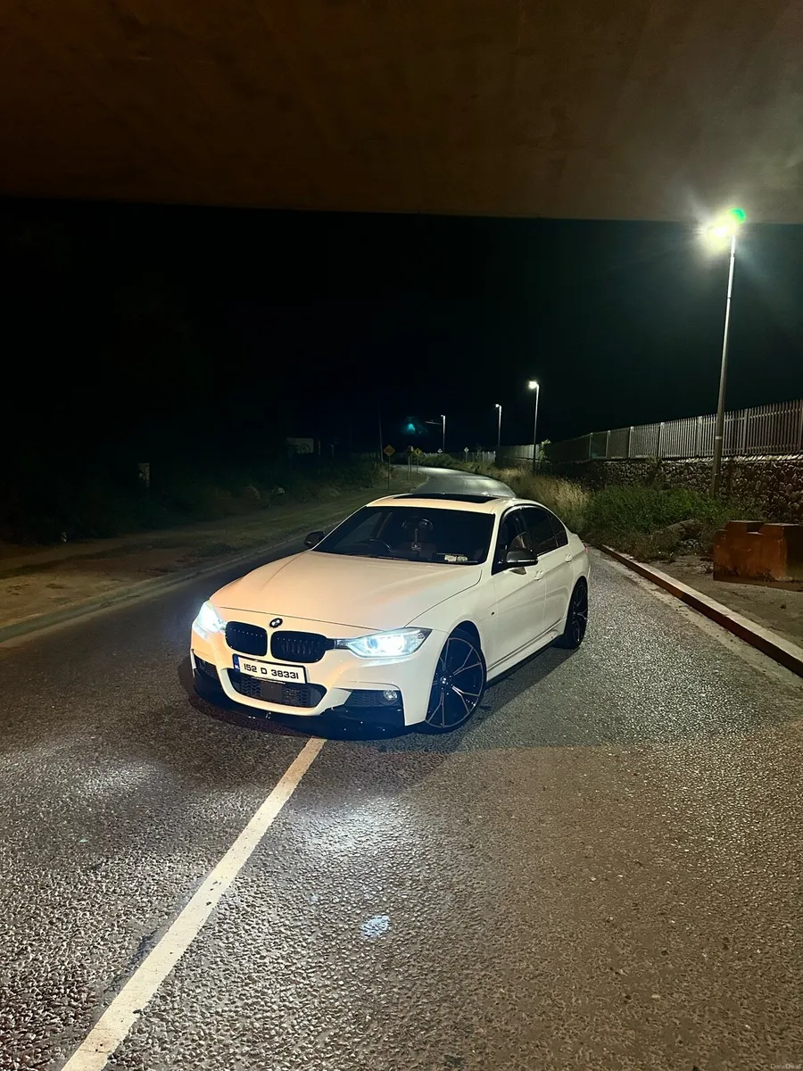 BMW 320d - Image 2