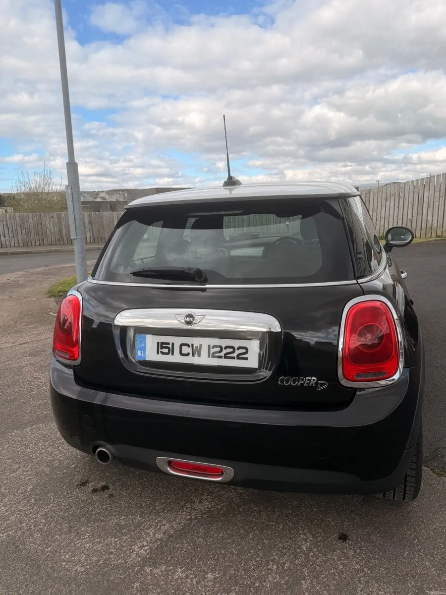 Mini Cooper 2015 *LOW MILEAGE* - Image 2