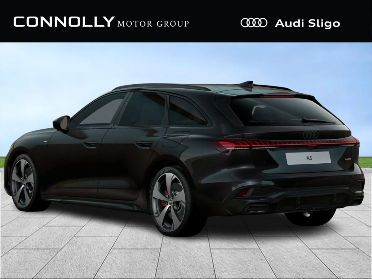 Audi A5 Avant S-Line e-hybrid Competition Quattro - Image 2