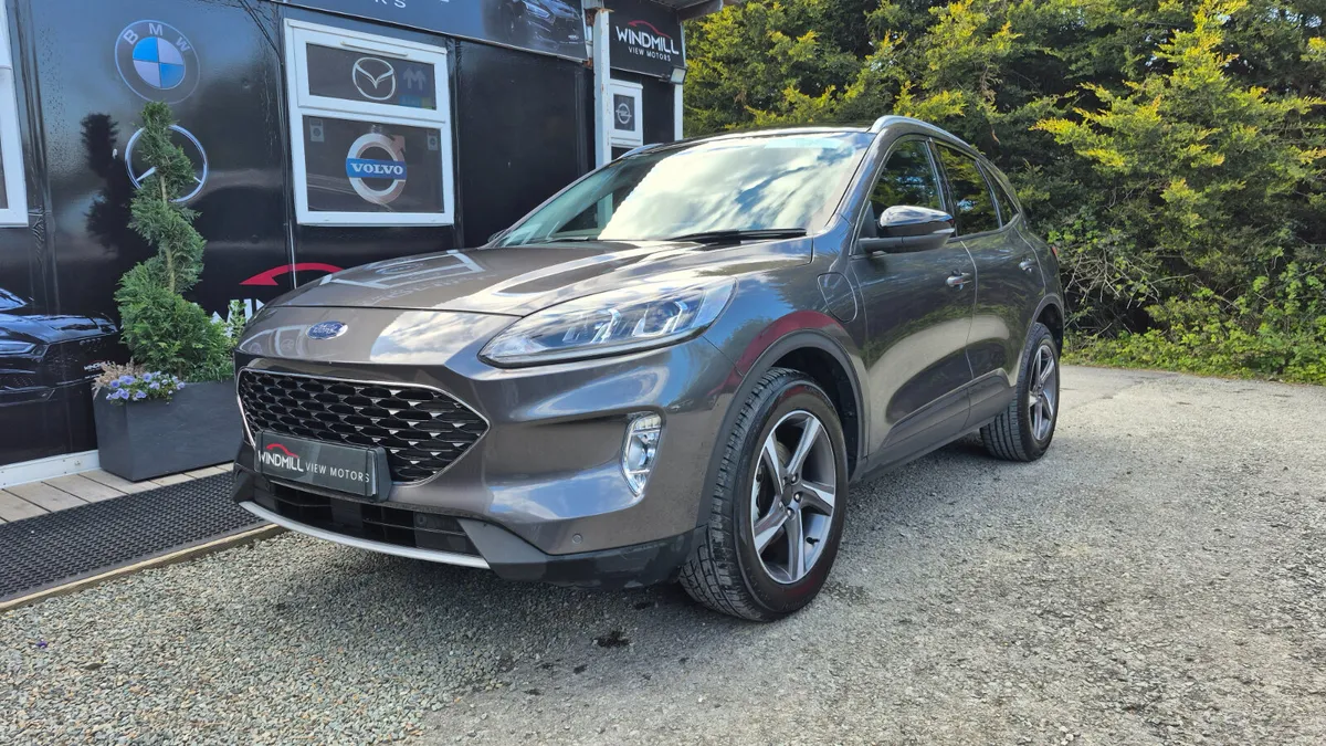 Ford Kuga Titanium 2.5 PHEV - Image 2