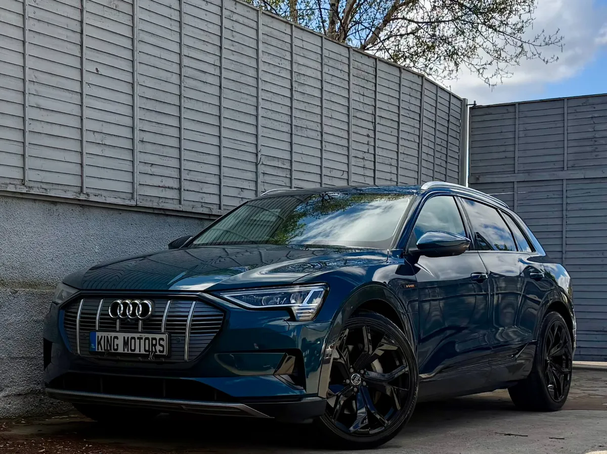 Audi e-tron 2021 TECHNIK 50 QUATTRO / 22" ALLOYS - Image 4