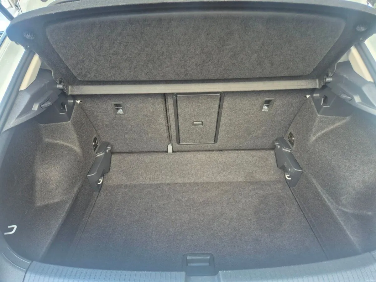 Volkswagen T-Roc T-ROC EDITION 75 2.0TDI M6F 116HP - Image 4