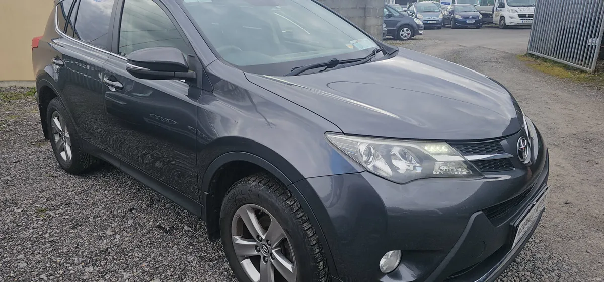 Toyota RAV4 2015 - Image 3