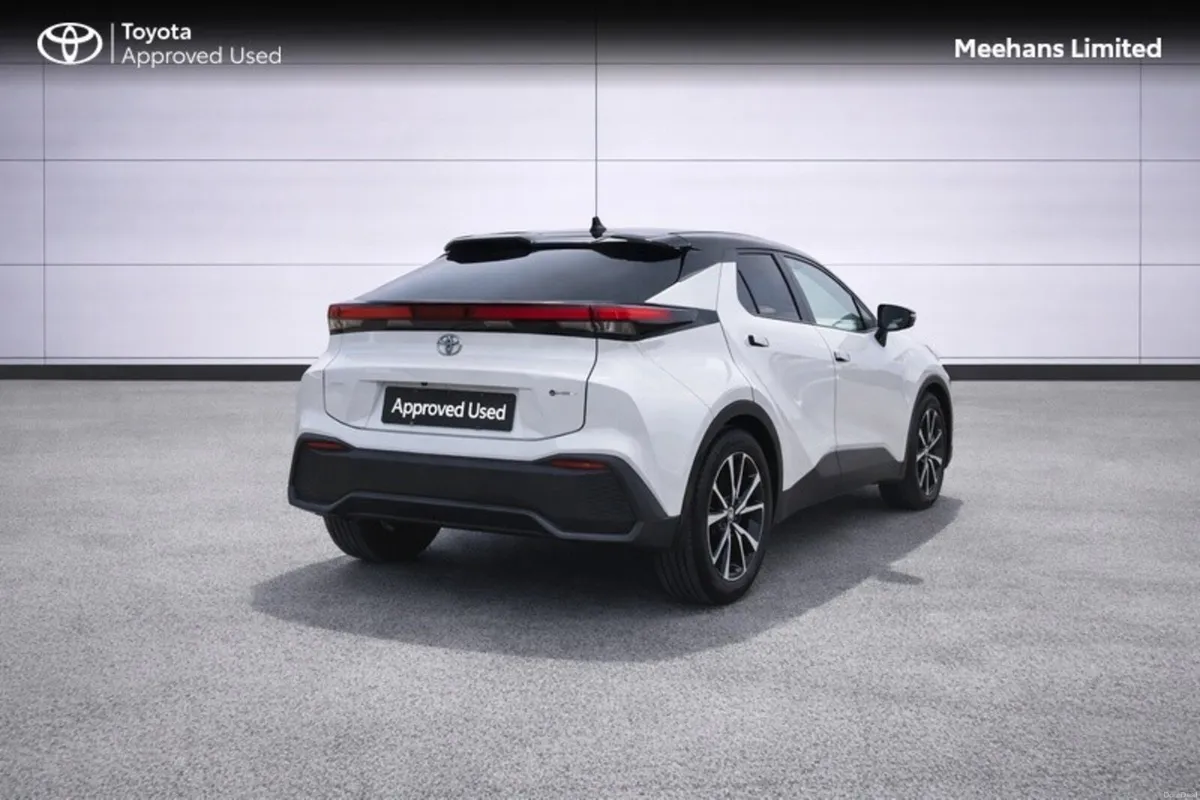 Toyota C-HR C-HR HYBRID SPORT+ - Image 2