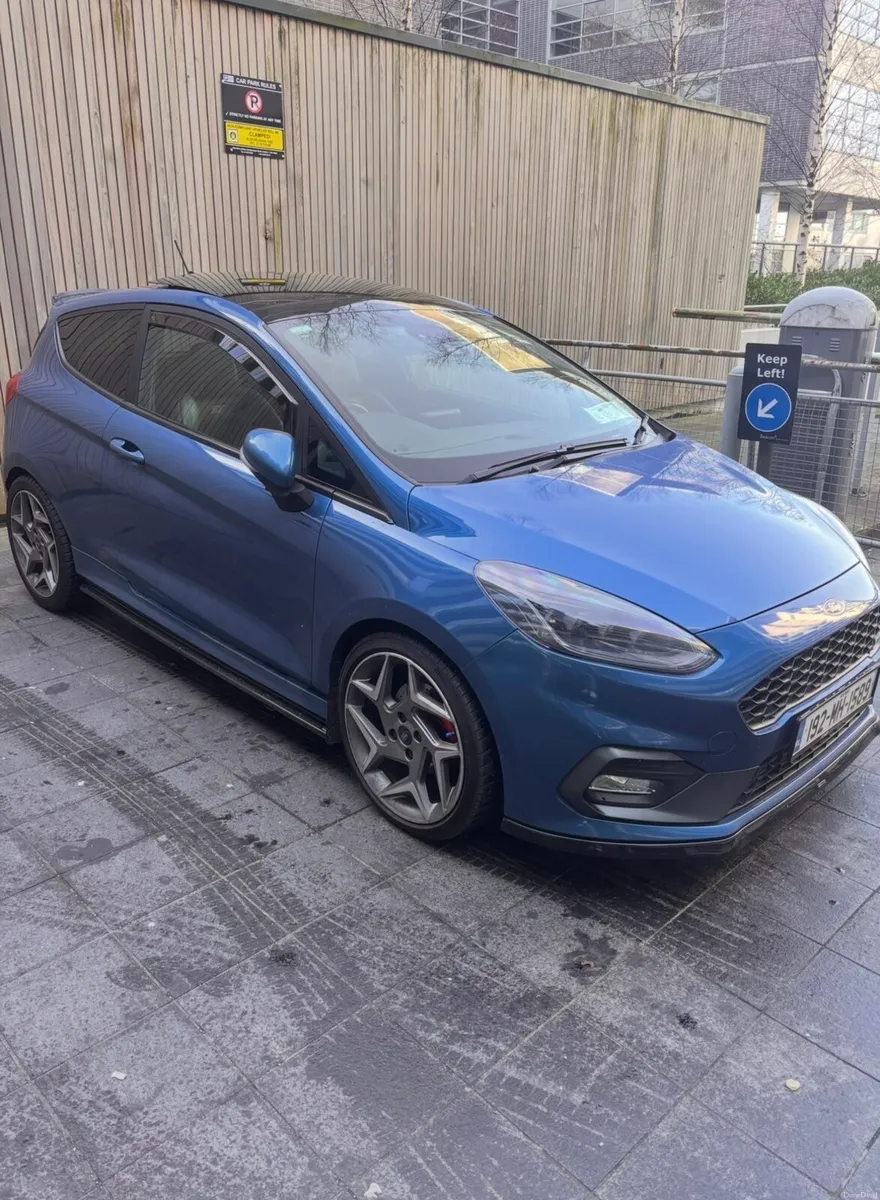 Fiesta ST-3 - Image 3