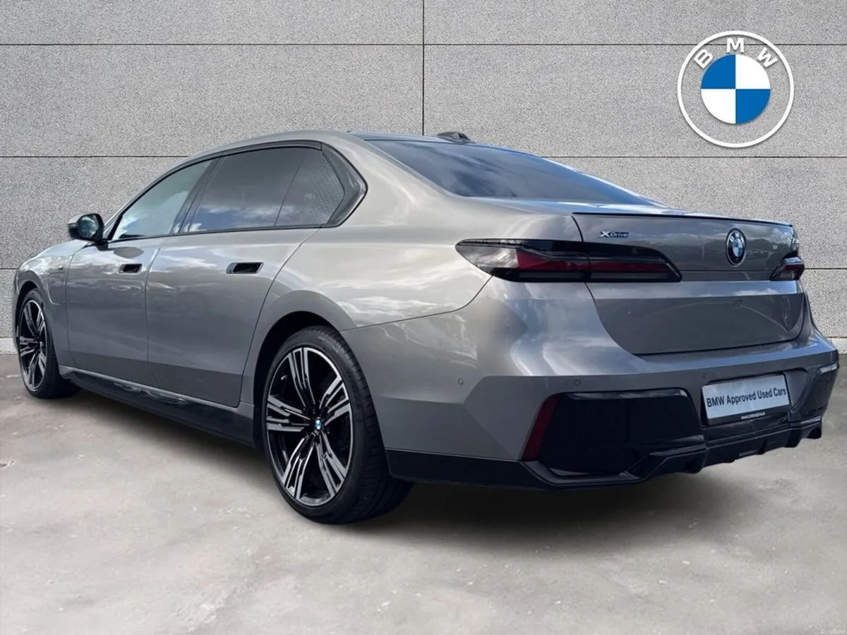 BMW 7-Series 750e xDrive M Sport - Image 3