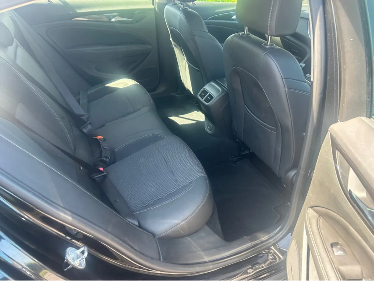 Opel Insignia GRAND SPORT SRI 1.6 1 136PS 5DR - Image 4