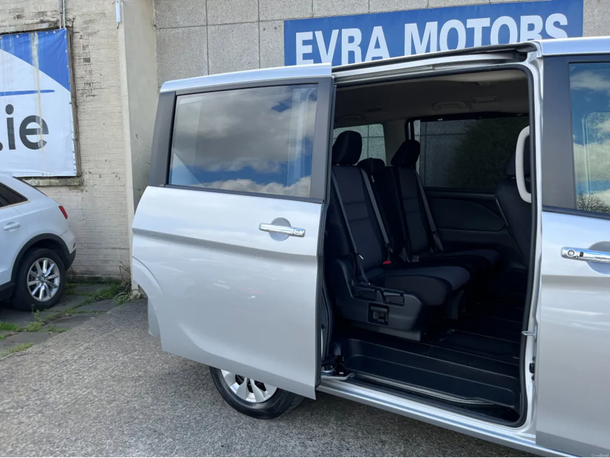 Nissan Serena 8 SEATER AUTOMATIC HYBRID 2.0 PETROL - Image 3