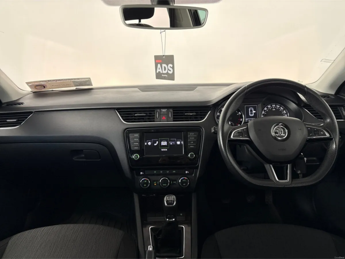 Skoda Octavia STYLE 1.0 TSI 115HP**Touchscreen Med - Image 3