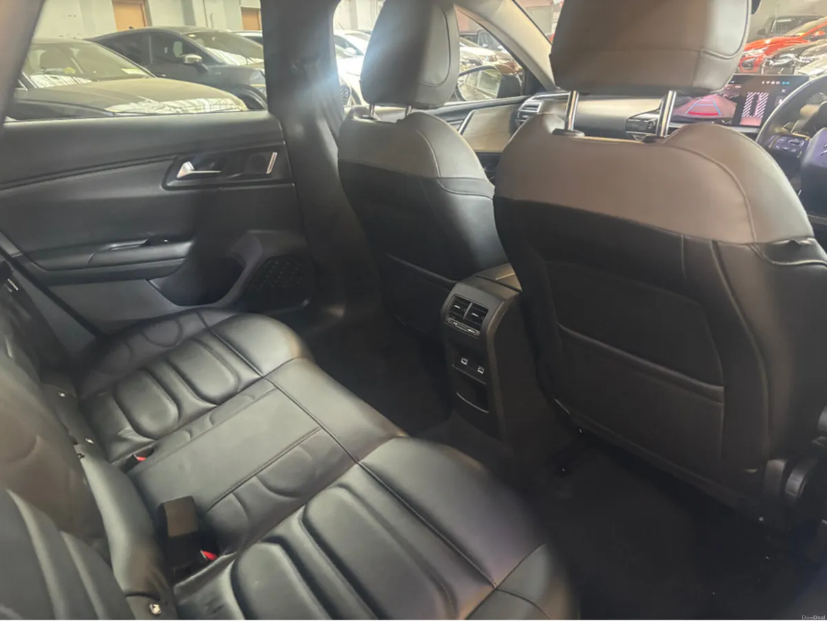 Citroen C5 X FLAIR PHEV 4DR AUTO - Image 4