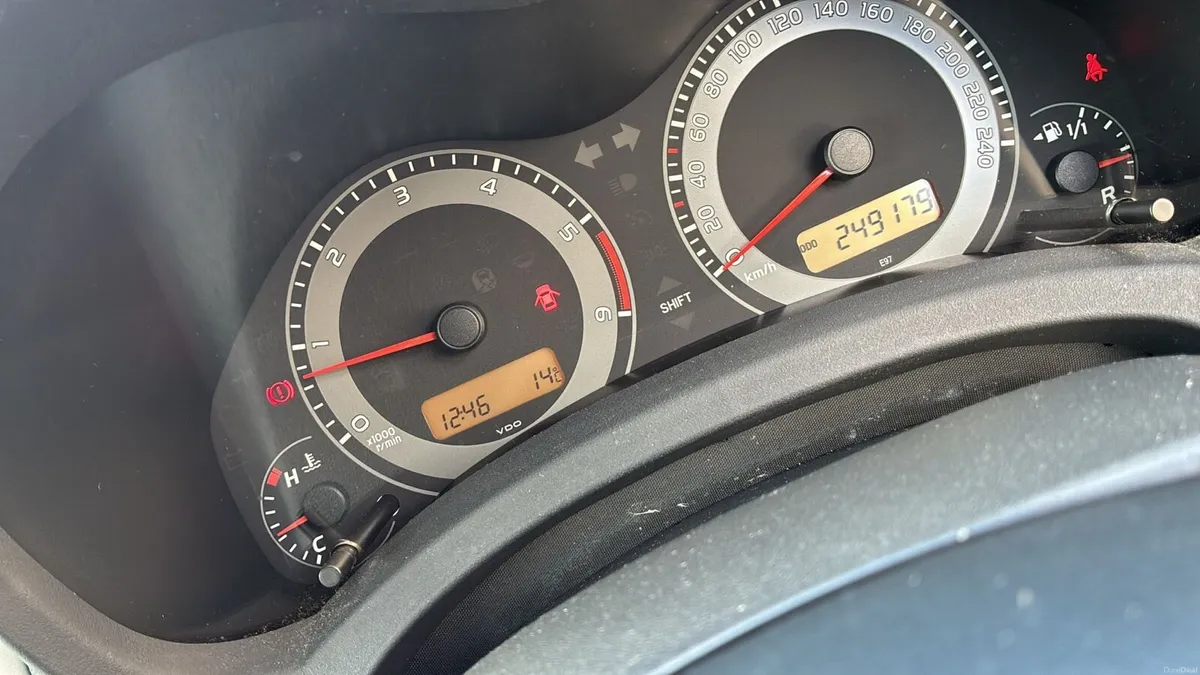 Toyota Auris - Image 4