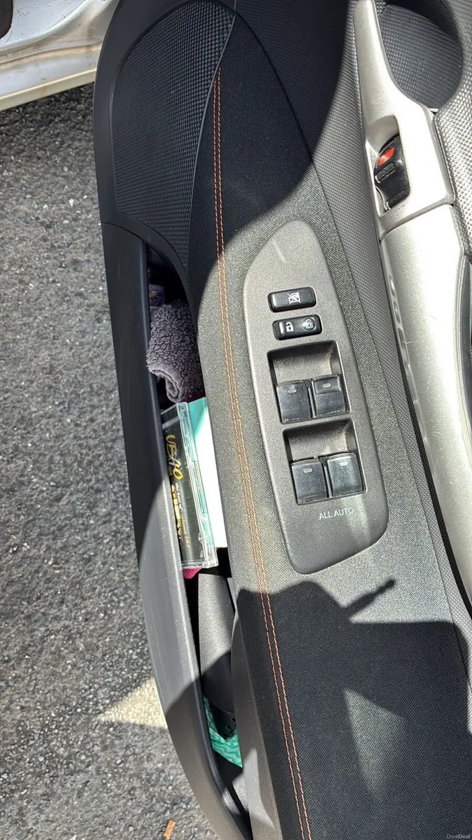 Toyota Auris - Image 2